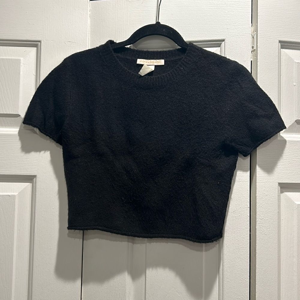 Pookie & Sebastian Black Cropped Short Sleeve Sweater, size Medium